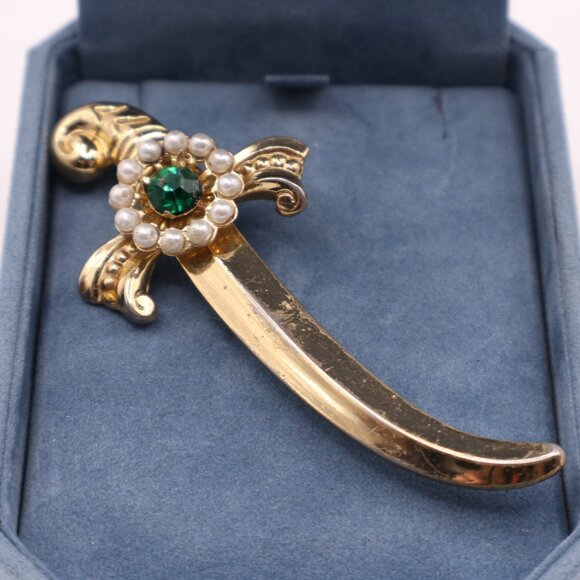 Vintage Coro Costume Shamshir Brooch - Picture 2 of 5